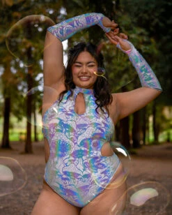 Secret Of Life Mushroom White Reflective Bodysuit With Sleeves 18 Secret Of Life Mushroom White Reflective Bodysuit With Sleeves -iHeartRaves Shop 4.17.25E Forest.Fairy .LIB1143