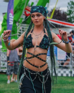 Sunflowerraver X IHR Get Bent Bandana -iHeartRaves Shop Facetune 24 08 2025 19 45 53 VSCO 707da111 f013 445b 836a 402e86add99b