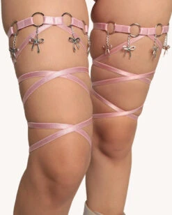 Meet Cute Bow Charm Pair Leg Wraps