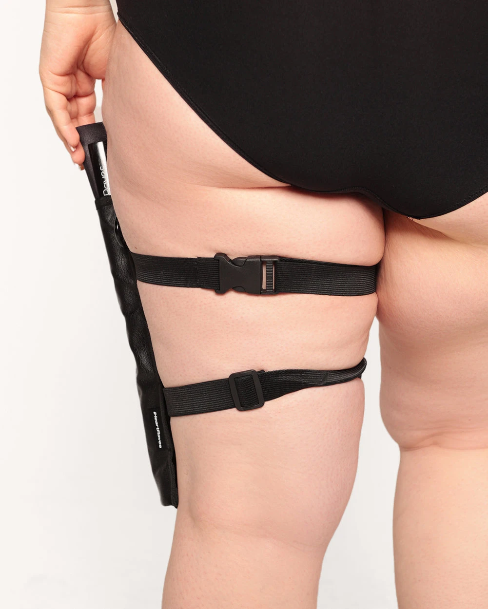 Night Rider Strap & Clip-on Faux Leather Fan Holster 5 Night Rider Strap & Clip-on Faux Leather Fan Holster - Image 3