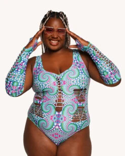 Spirit Of The Forest Bodysuit With Sleeves -iHeartRaves Shop Spirit of the Forest Bodysuit with Sleeves C1 Front 64acae3d da43 46a6 ba81 91fadaa98788